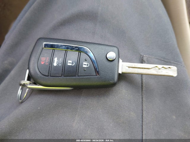 2023 Toyota Corolla Le მანქანა იყიდება აუქციონზე, vin: 5YFB4MDE7PP021762, აუქციონის ნომერი: 45383668