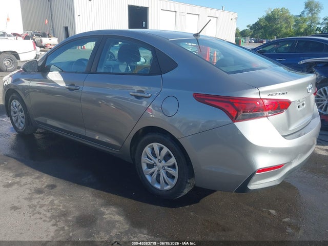 Hyundai ACCENT SE 2022 3KPC24A62NE159960 Image 3