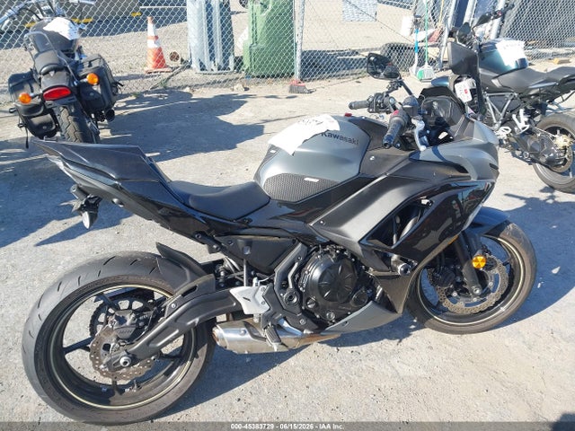 45383729 :رقم المزاد ، ML5EXEP18RDAD4635 vin ، 2024 Kawasaki Ex650 P مزاد بيع