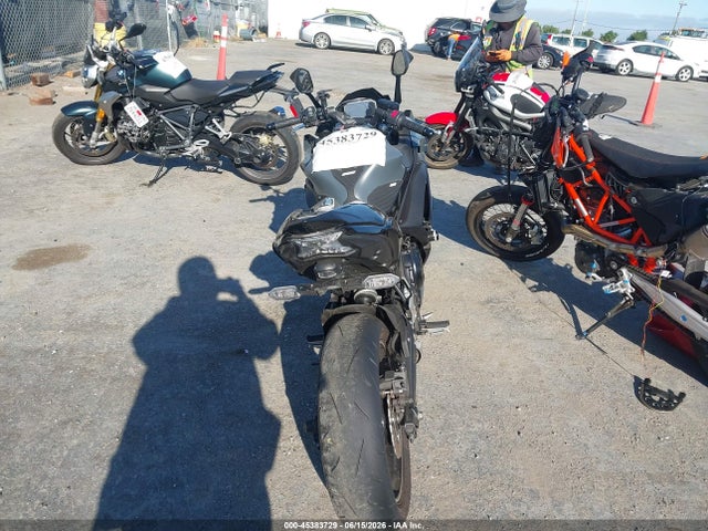 45383729 :رقم المزاد ، ML5EXEP18RDAD4635 vin ، 2024 Kawasaki Ex650 P مزاد بيع