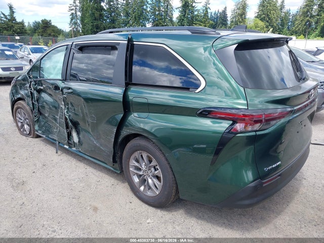 Toyota SIENNA XLE 2026 5TDYSKFC3TS249761 Image 3