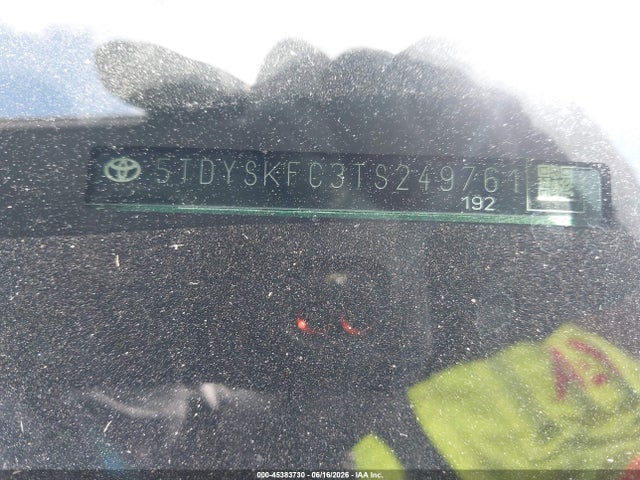Toyota SIENNA XLE 2026 5TDYSKFC3TS249761 Image 9