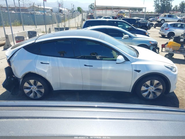 Продажа на аукционе авто 2020 Tesla Model Y Long Range Dual Motor All-wheel Drive, vin: 5YJYGDEE0LF053040, номер лота: 45383774