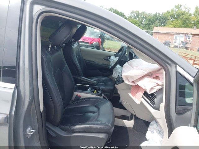 Продаж на аукціоні авто 2022 Chrysler Pacifica Touring L, vin: 2C4RC1BGXNR198095, номер лоту: 45383783