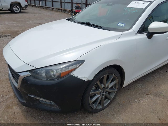 Продажа на аукционе авто 2018 Mazda Mazda3 Touring, vin: 3MZBN1V37JM234263, номер лота: 45383810