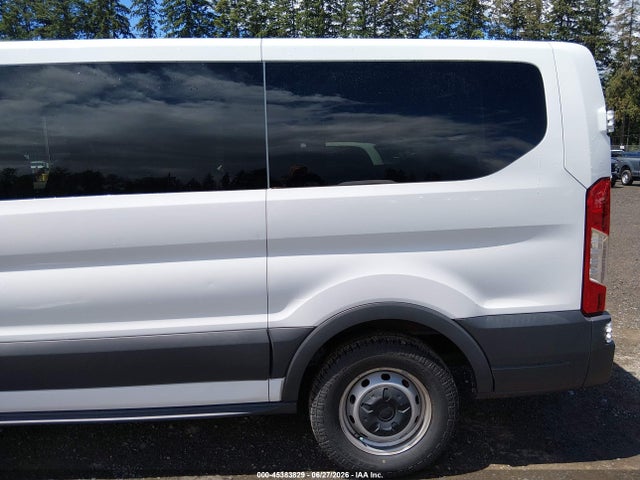 1FMZK1ZM1HKB32807 Ford Transit-150 Xl
