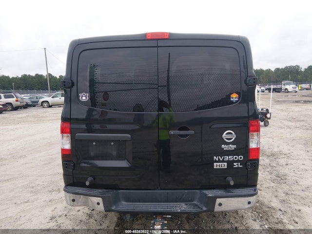 5BZAF0AAXFN850143 Nissan Nv Passenger Nv3500 Hd Sl V8