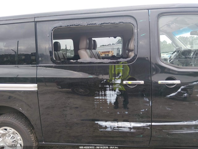 5BZAF0AAXFN850143 Nissan Nv Passenger Nv3500 Hd Sl V8
