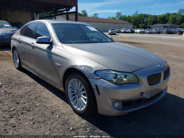 45383872 :رقم المزاد ، WBAFR7C58BC805307 vin ، 2011 Bmw 535i مزاد بيع