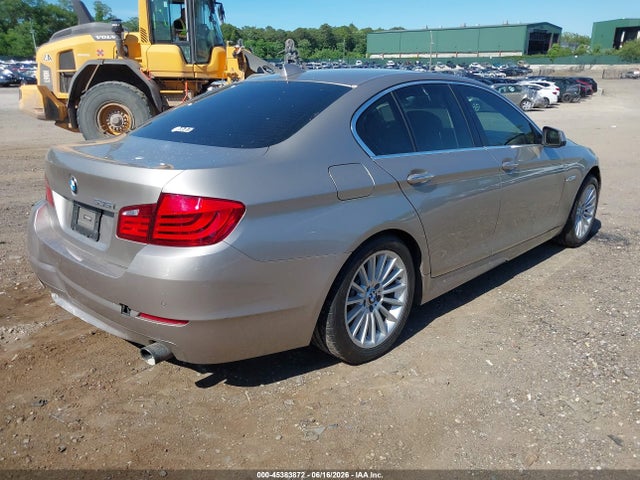 45383872 :رقم المزاد ، WBAFR7C58BC805307 vin ، 2011 Bmw 535i مزاد بيع