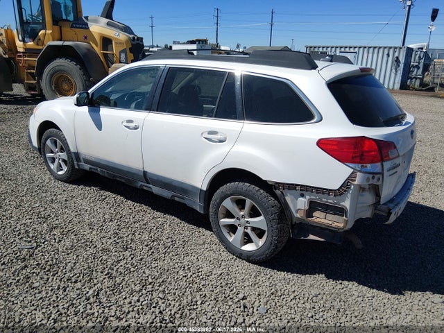 2014 Subaru Outback 2.5i Premium მანქანა იყიდება აუქციონზე, vin: 4S4BRBCC0E3226525, აუქციონის ნომერი: 45383982