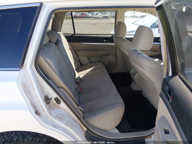 2014 Subaru Outback 2.5i Premium მანქანა იყიდება აუქციონზე, vin: 4S4BRBCC0E3226525, აუქციონის ნომერი: 45383982