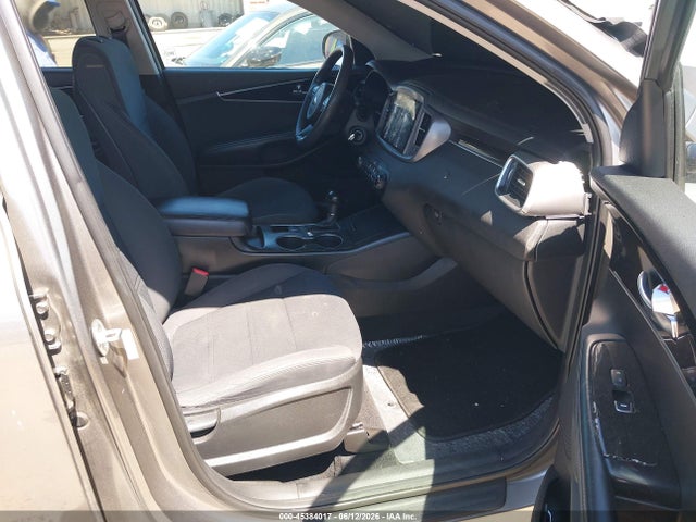KIA Sorento 2.4l L 2017 5XYPG4A31HG259449 Image 5