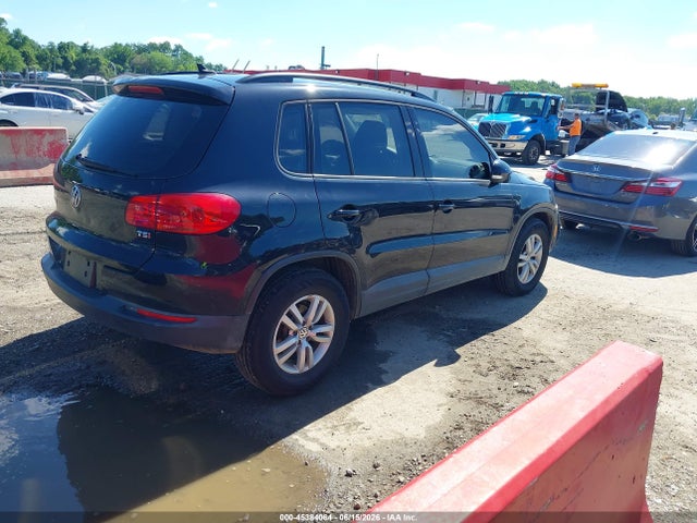 2017 Volkswagen Tiguan 2.0t/2.0t S მანქანა იყიდება აუქციონზე, vin: WVGAV7AX4HK025862, აუქციონის ნომერი: 45384064