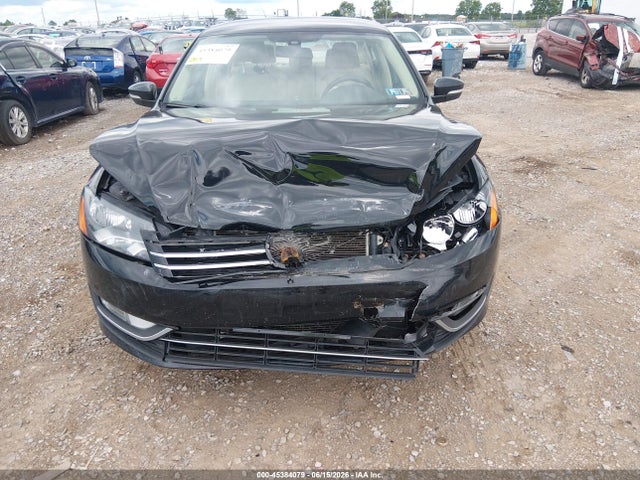 Продажа на аукционе авто 2015 Volkswagen Passat 1.8t Limited Edition, vin: 1VWAT7A35FC122676, номер лота: 45384079