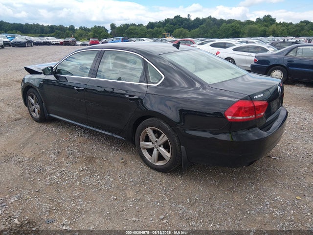 Продажа на аукционе авто 2015 Volkswagen Passat 1.8t Limited Edition, vin: 1VWAT7A35FC122676, номер лота: 45384079