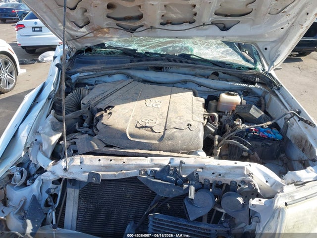3TMLU4ENXEM158055 Toyota Tacoma Base V6