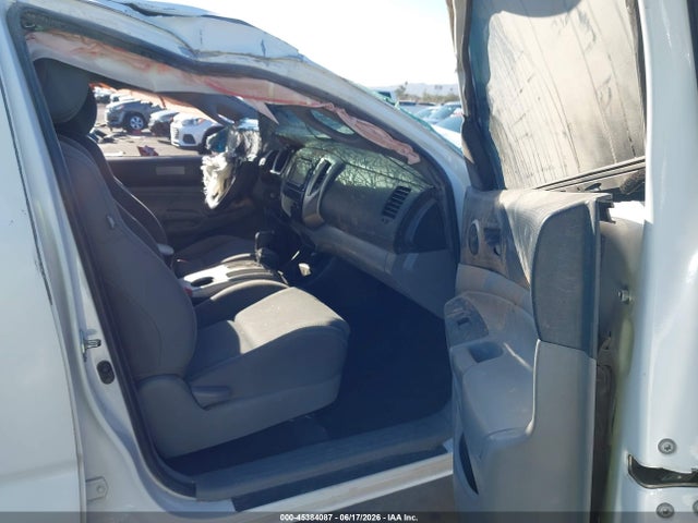 3TMLU4ENXEM158055 Toyota Tacoma Base V6