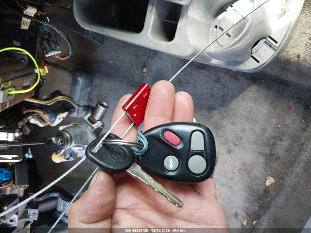 45384129 :رقم المزاد ، 1G4HP52K35U176224 vin ، 2005 Buick Lesabre Custom مزاد بيع
