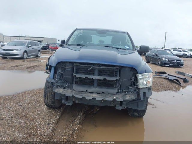 45384137 :رقم المزاد ، 1C6RR6FG5LS138637 vin ، 2020 Ram 1500 Classic Tradesman  4x2 6'4 Box مزاد بيع