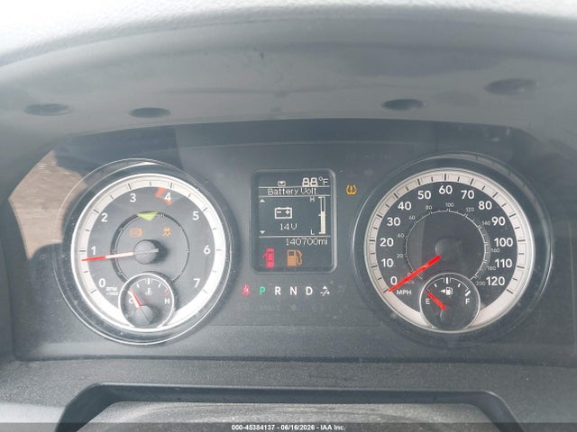 45384137 :رقم المزاد ، 1C6RR6FG5LS138637 vin ، 2020 Ram 1500 Classic Tradesman  4x2 6'4 Box مزاد بيع