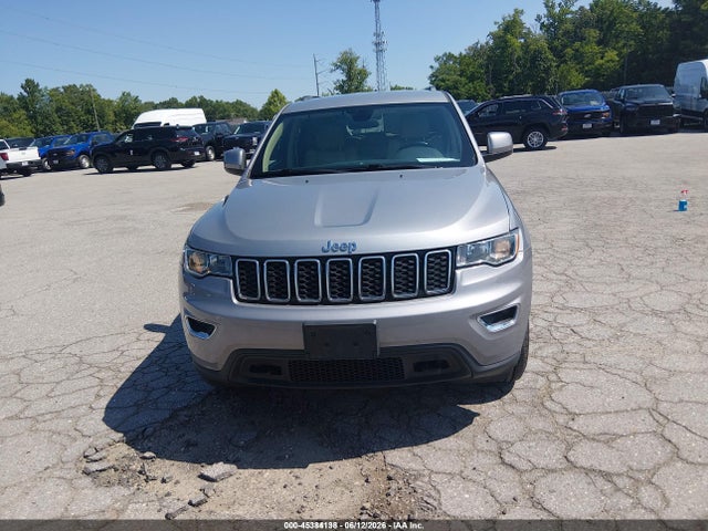 1C4RJFAG1KC837019 Jeep Grand Cherokee Laredo E 4x4