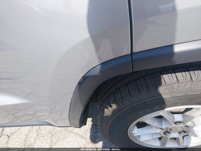 1C4RJFAG1KC837019 Jeep Grand Cherokee Laredo E 4x4