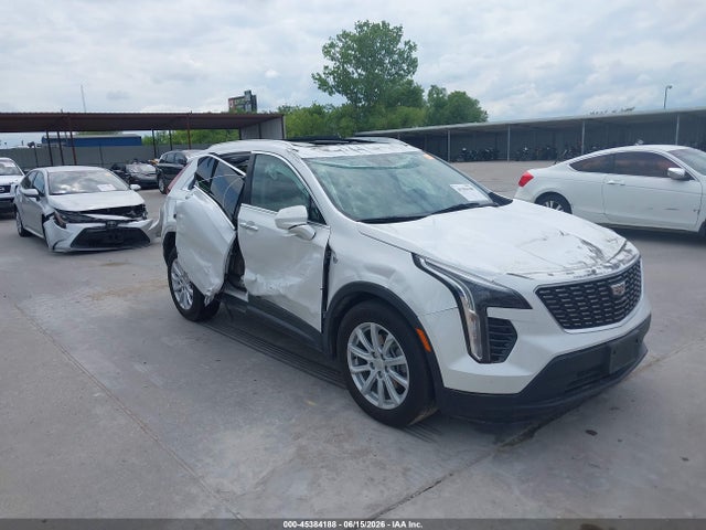 2023 Cadillac Xt4 Fwd Luxury მანქანა იყიდება აუქციონზე, vin: 1GYAZAR40PF110926, აუქციონის ნომერი: 45384188
