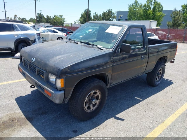 45384204 :رقم المزاد ، 1N6SD11Y2PC319803 vin ، 1993 Nissan Truck Short Wheelbase مزاد بيع