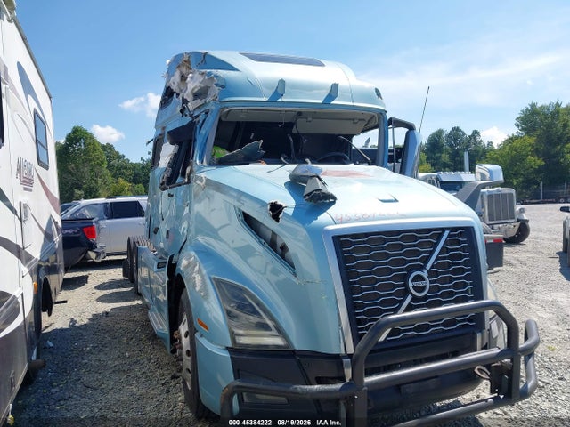 Продажа на аукционе авто 2019 Volvo Vnl, vin: 4V4NC9EH2KN201716, номер лота: 45384222