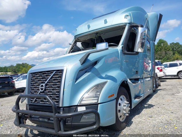 Продажа на аукционе авто 2019 Volvo Vnl, vin: 4V4NC9EH2KN201716, номер лота: 45384222
