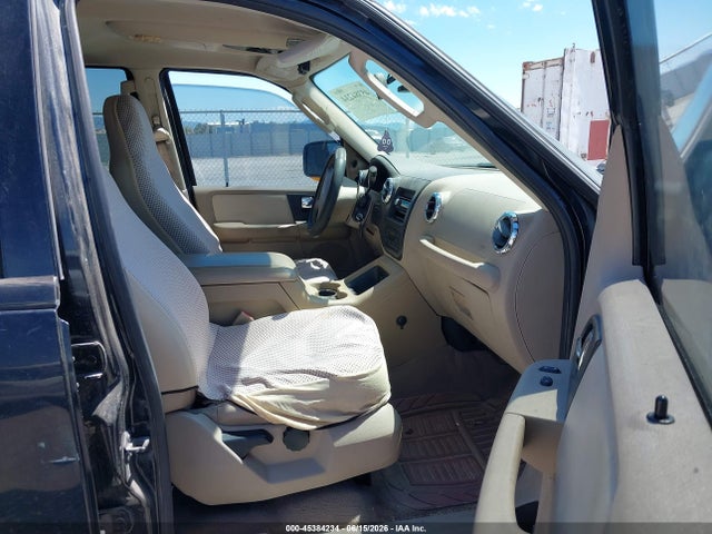 45384234 :رقم المزاد ، 1FMPU175X5LB03731 vin ، 2005 Ford Expedition Eddie Bauer/king Ranch مزاد بيع