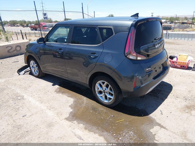 KIA SOUL LX 2023 KNDJ23AU3P7882462 Image 3