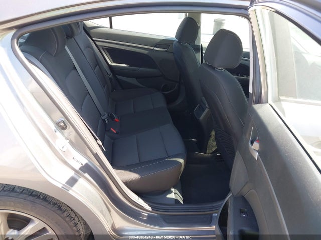 Hyundai Elantra Value Edition 2018 5NPD84LF1JH285636 Image 8