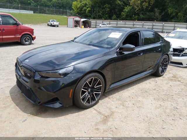 BMW M5 2025 WBS83FK09SCT93386 Image 2
