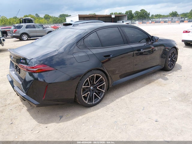 BMW M5 2025 WBS83FK09SCT93386 Image 4