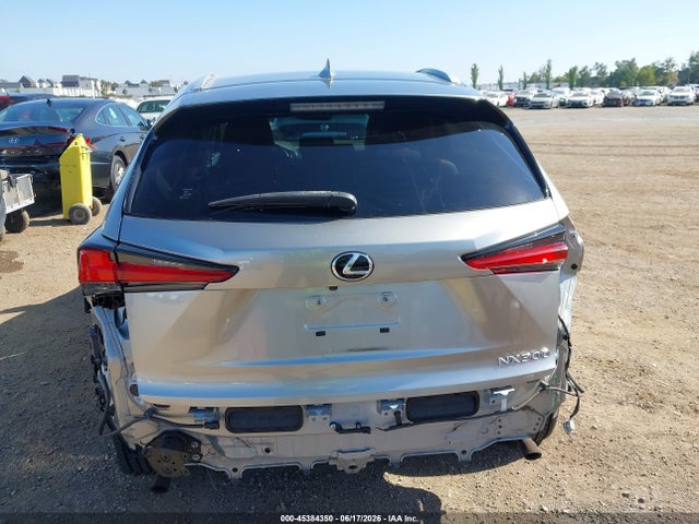 Lexus NX 300 2019 JTJYARBZ4K2136460 Image 17