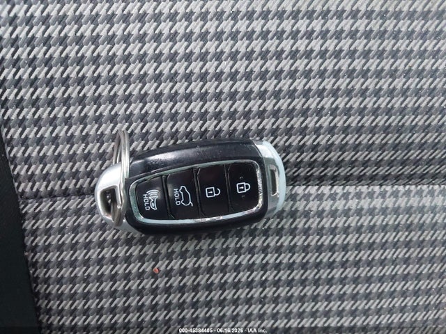 45384405 :رقم المزاد ، KM8K22AA9MU639493 vin ، 2021 Hyundai Kona Sel مزاد بيع