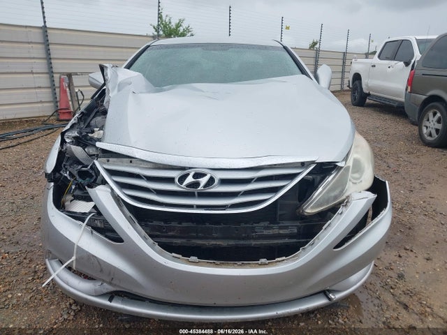 45384488 :رقم المزاد ، 5NPEB4AC0DH636958 vin ، 2013 Hyundai Sonata Gls مزاد بيع