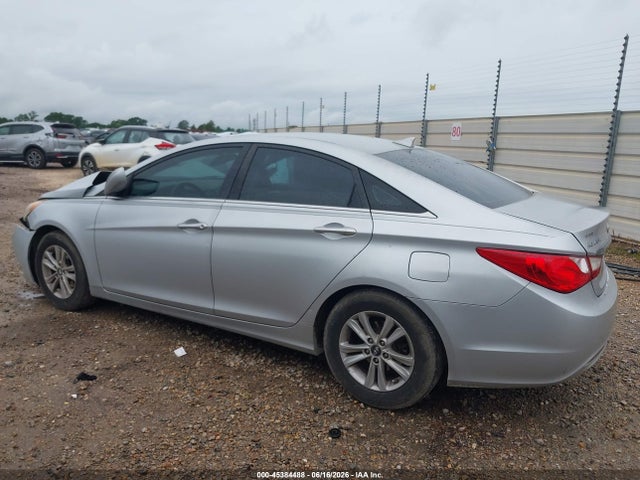 45384488 :رقم المزاد ، 5NPEB4AC0DH636958 vin ، 2013 Hyundai Sonata Gls مزاد بيع