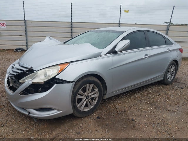 45384488 :رقم المزاد ، 5NPEB4AC0DH636958 vin ، 2013 Hyundai Sonata Gls مزاد بيع