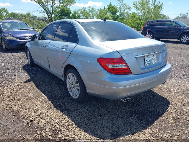 45384513 :رقم المزاد ، WDDGF8AB5DR269226 vin ، 2013 Mercedes-benz C 300 Luxury 4matic مزاد بيع