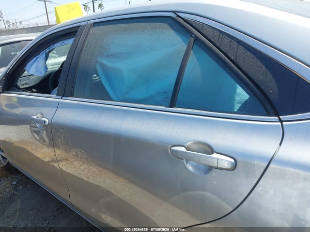 Toyota CAMRY LE 2016 4T4BF1FK0GR529880 Image 15