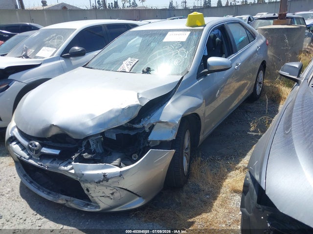 Toyota CAMRY LE 2016 4T4BF1FK0GR529880 Image 2