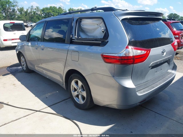 Toyota Sienna Le 8 Passenger 2017 5TDKZ3DC0HS810404 Image 3
