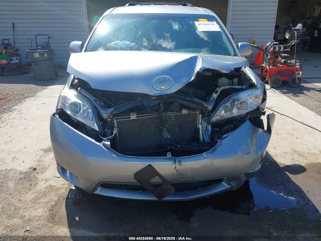 Продаж на аукціоні авто 2017 Toyota Sienna Le 8 Passenger, vin: 5TDKZ3DC0HS810404, номер лоту: 45384590