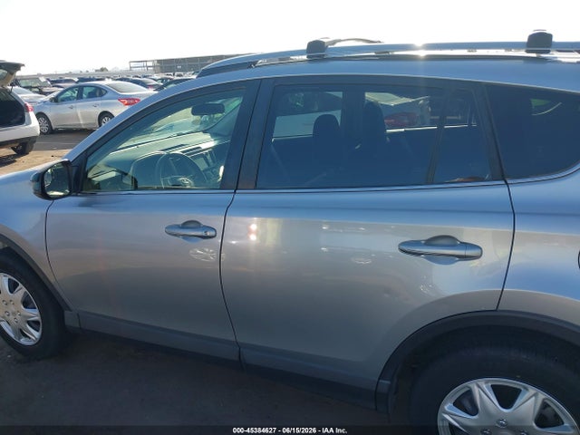 Toyota RAV4 LE 2018 JTMZFREV4JJ169299 Image 15