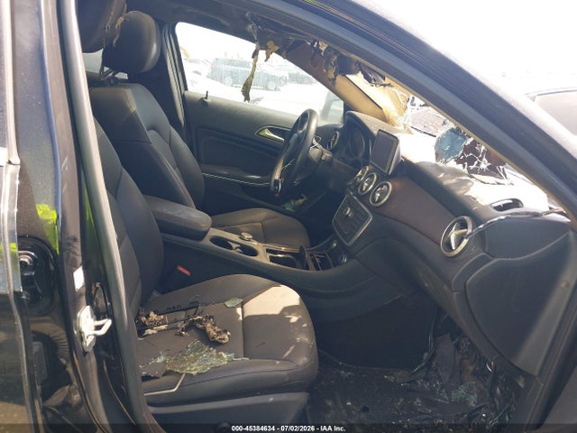 WDCTG4EB3FJ155472 Mercedes-Benz GLA 250