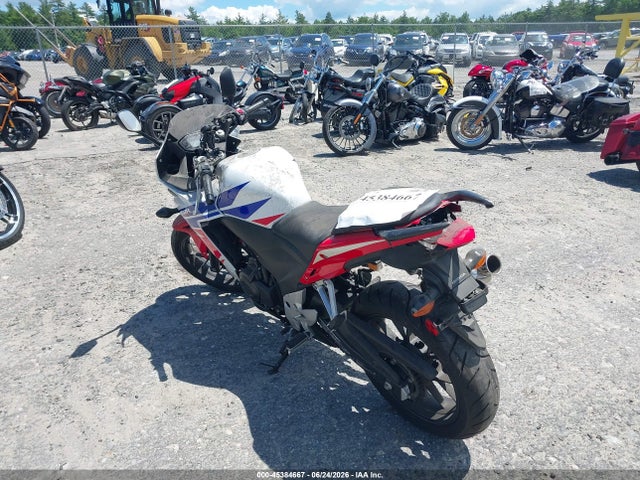 Honda Cbr500 R 2014 MLHPC446XE5101775 Image 3