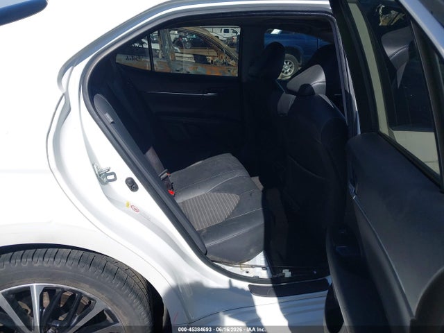 Toyota CAMRY SE 2018 JTNB11HK9J3036072 Image 8